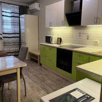 Сдается 1-комнатная квартира, 44 м²