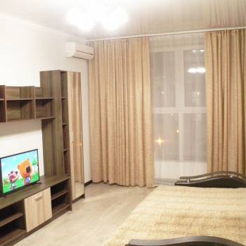 Сдается 1-комнатная квартира, 43 м²