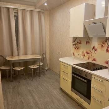 Сдается 1-комнатная квартира, 39 м²