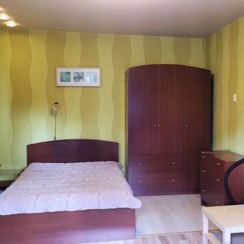 Продается 1-комнатная квартира, 44 м²