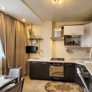 Продается 1-комнатная квартира, 44 м²