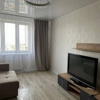 Сдается 2-х комнатная квартира, 64 м²