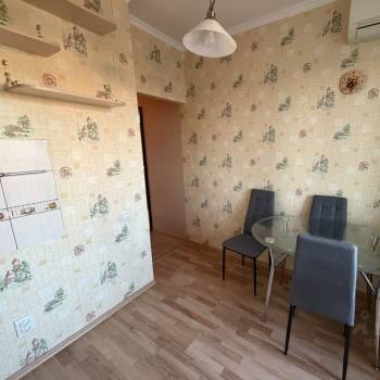 Сдается 1-комнатная квартира, 40 м²