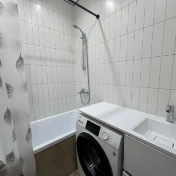 Сдается 2-х комнатная квартира, 61 м²