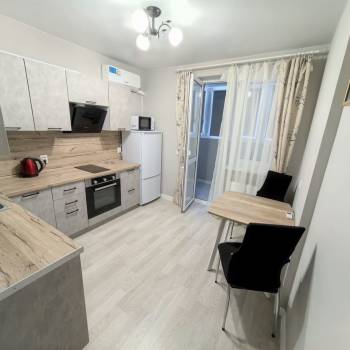 Сдается 1-комнатная квартира, 39,8 м²