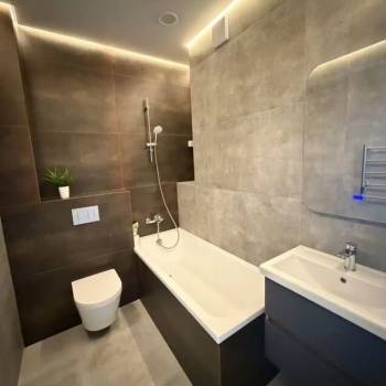 Сдается 1-комнатная квартира, 49 м²