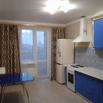 Сдается 1-комнатная квартира, 49 м²