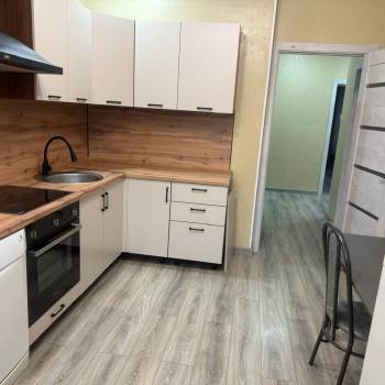 Сдается 2-х комнатная квартира, 64,7 м²
