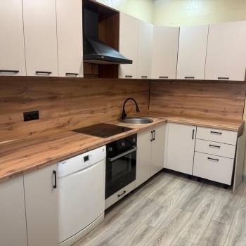 Сдается 2-х комнатная квартира, 64,7 м²