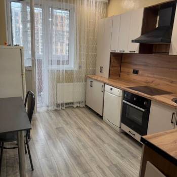 Сдается 2-х комнатная квартира, 64,7 м²