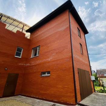 Продается Дом, 300 м²