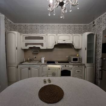 Сдается 2-х комнатная квартира, 65 м²