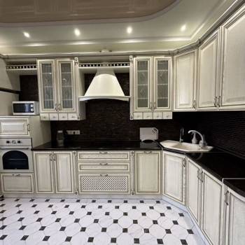 Сдается 2-х комнатная квартира, 72 м²