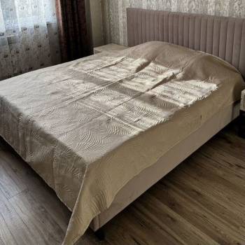 Сдается 1-комнатная квартира, 56 м²