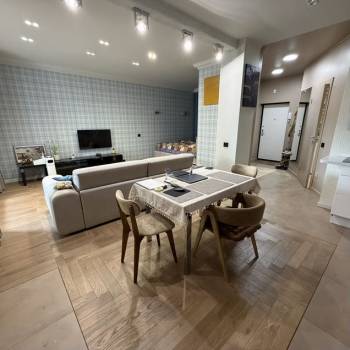 Продается 1-комнатная квартира, 50,5 м²