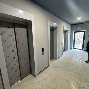 Продается 1-комнатная квартира, 38 м²
