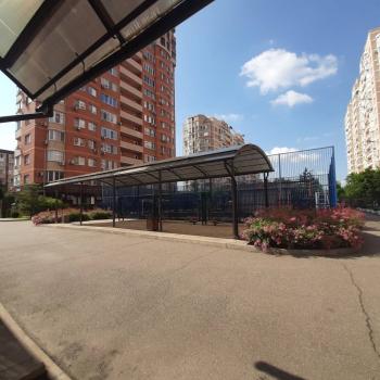 Сдается 1-комнатная квартира, 53 м²