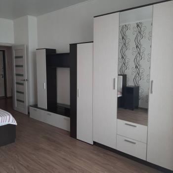 Сдается 1-комнатная квартира, 53 м²