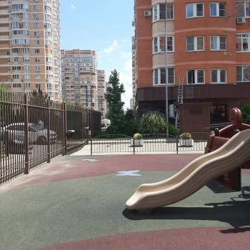 Сдается 1-комнатная квартира, 53 м²