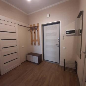 Сдается 1-комнатная квартира, 53 м²