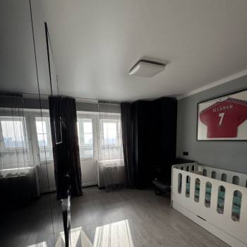 Продается 1-комнатная квартира, 45 м²
