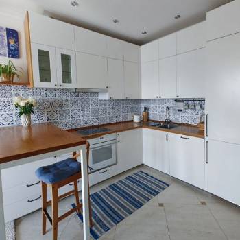 Сдается 2-х комнатная квартира, 110 м²