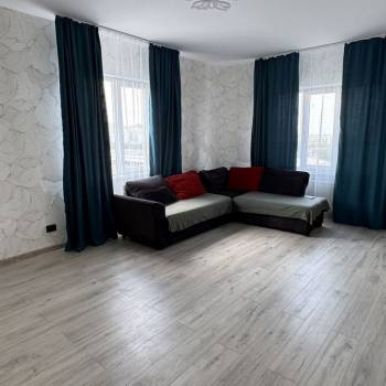 Сдается 2-х комнатная квартира, 74 м²