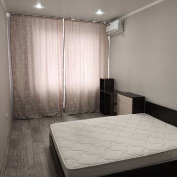 Сдается 2-х комнатная квартира, 64 м²