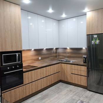 Сдается 2-х комнатная квартира, 64 м²