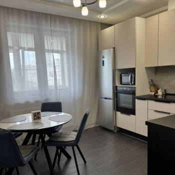 Сдается 2-х комнатная квартира, 68 м²