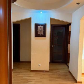 Сдается Многокомнатная квартира, 92 м²