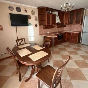 Сдается Многокомнатная квартира, 92 м²