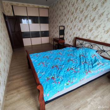 Сдается Многокомнатная квартира, 90 м²