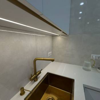 Продается 1-комнатная квартира, 60 м²