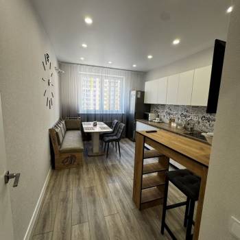 Сдается 2-х комнатная квартира, 60 м²