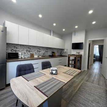 Сдается 2-х комнатная квартира, 60 м²