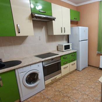 Продается 1-комнатная квартира, 40,4 м²