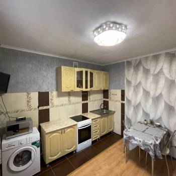 Продается 1-комнатная квартира, 42,3 м²