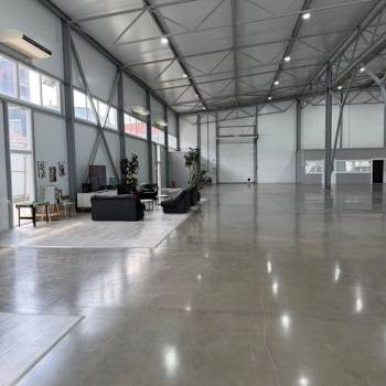 Сдается Нежилое помещение, 1500 м²