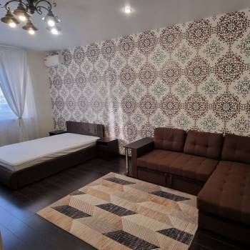 Сдается 1-комнатная квартира, 49,5 м²