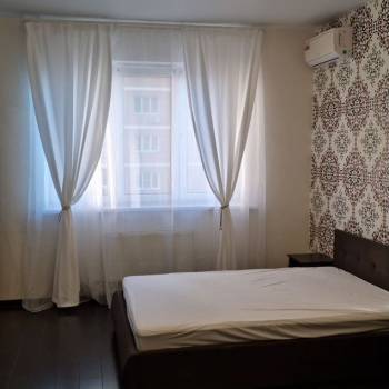 Сдается 1-комнатная квартира, 49,5 м²