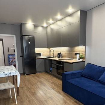 Сдается 2-х комнатная квартира, 70 м²