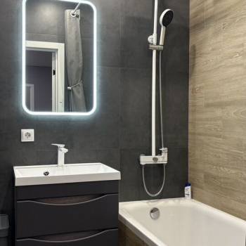 Сдается 2-х комнатная квартира, 70 м²