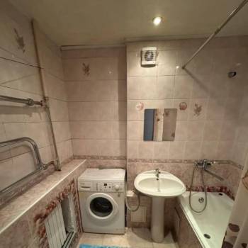 Сдается 2-х комнатная квартира, 65 м²