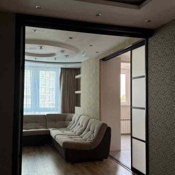 Сдается Многокомнатная квартира, 90,9 м²