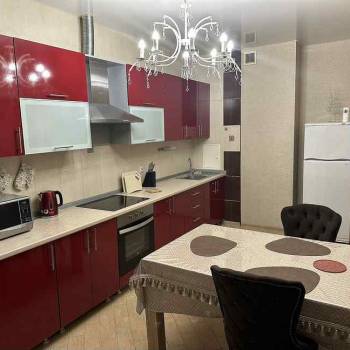 Сдается 1-комнатная квартира, 49,3 м²
