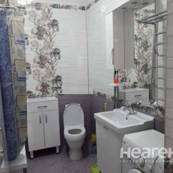 Продается 1-комнатная квартира, 44 м²