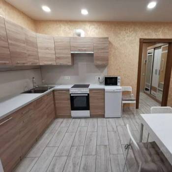 Сдается 1-комнатная квартира, 38 м²