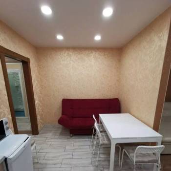 Сдается 1-комнатная квартира, 38 м²