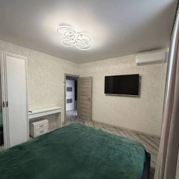 Продается 2-х комнатная квартира, 42 м²